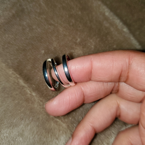 NWOT .925 Sterling Forever Ring - Picture 4 of 8